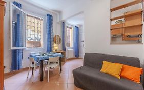 Piazza Aldrovandi Quiet Lovely Apartment